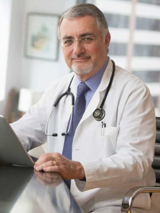 Dr. Samuel Hernandez